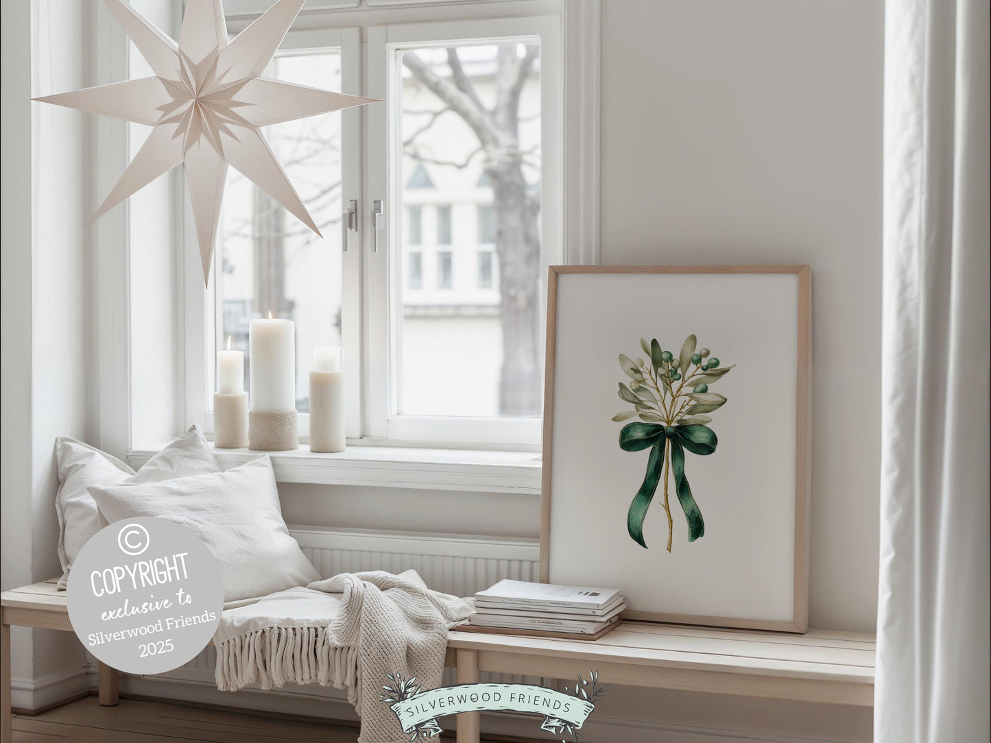 Set of 3 Vintage Christmas Prints, Emerald Green Festive Printable Wall Art, Mistletoe Painting, Christmas Tree Poster Digital Print