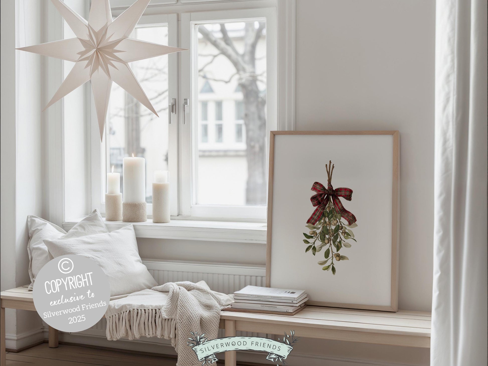 Set of 3 Vintage Christmas Prints, Christmas Tree Wreath Printable Wall Art, Mistletoe Painting, Holiday Hosting Decorating Digital Print