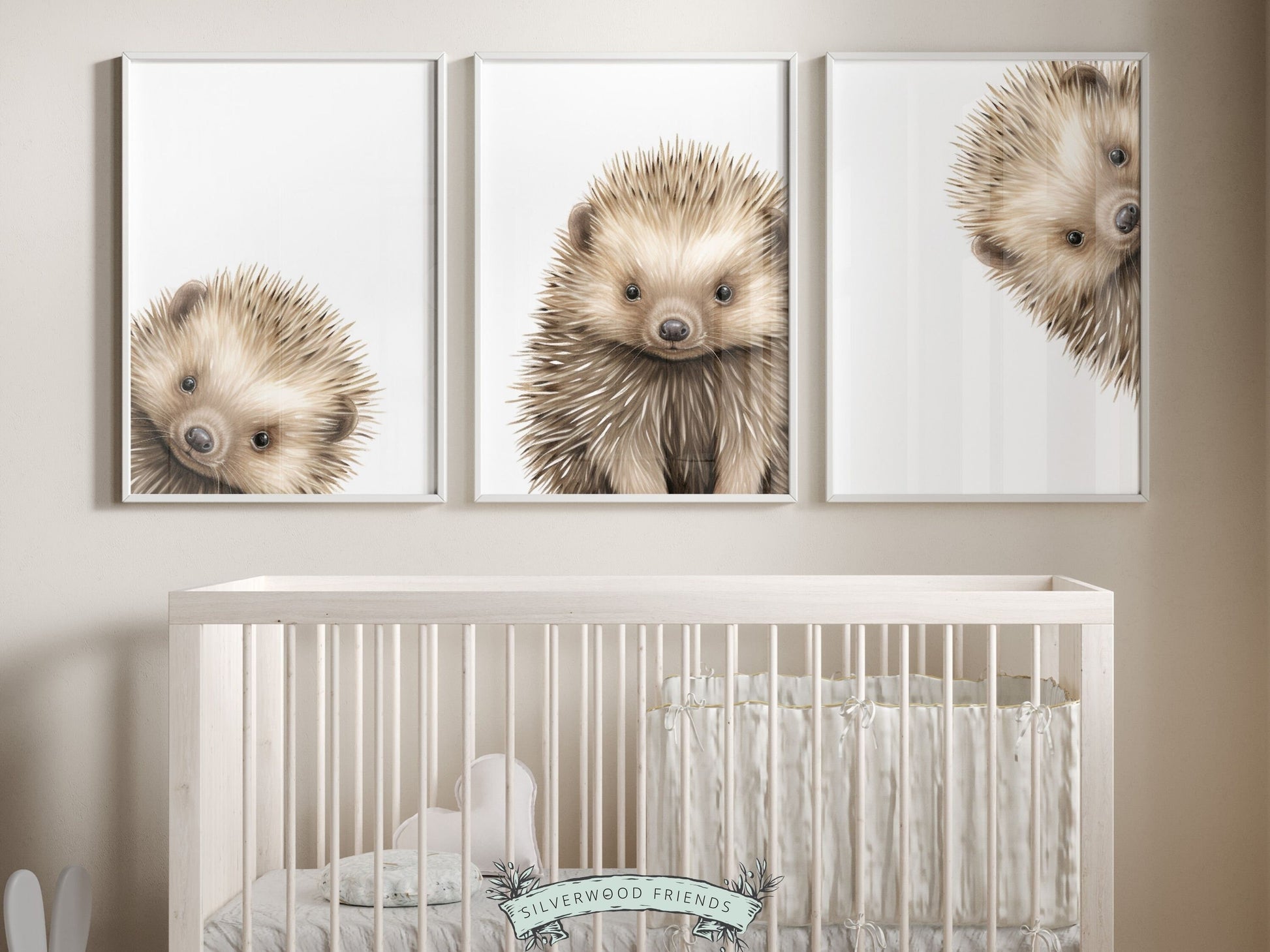 Our delightful minimalist Set of 3 Peeking Animal Nursery Prints features adorable peeking hedgehogs. Its perfect for your woodland nursery decor or as a gender neutral baby shower gift.