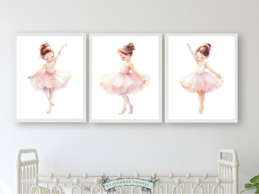 Set of 3 Ballet Prints featuring adorable little ballerinas. These whimsical artworks are an ideal addition to your ballet nursery decor, creating a dreamy ambiance or making for a distinctive baby girls baby shower gift